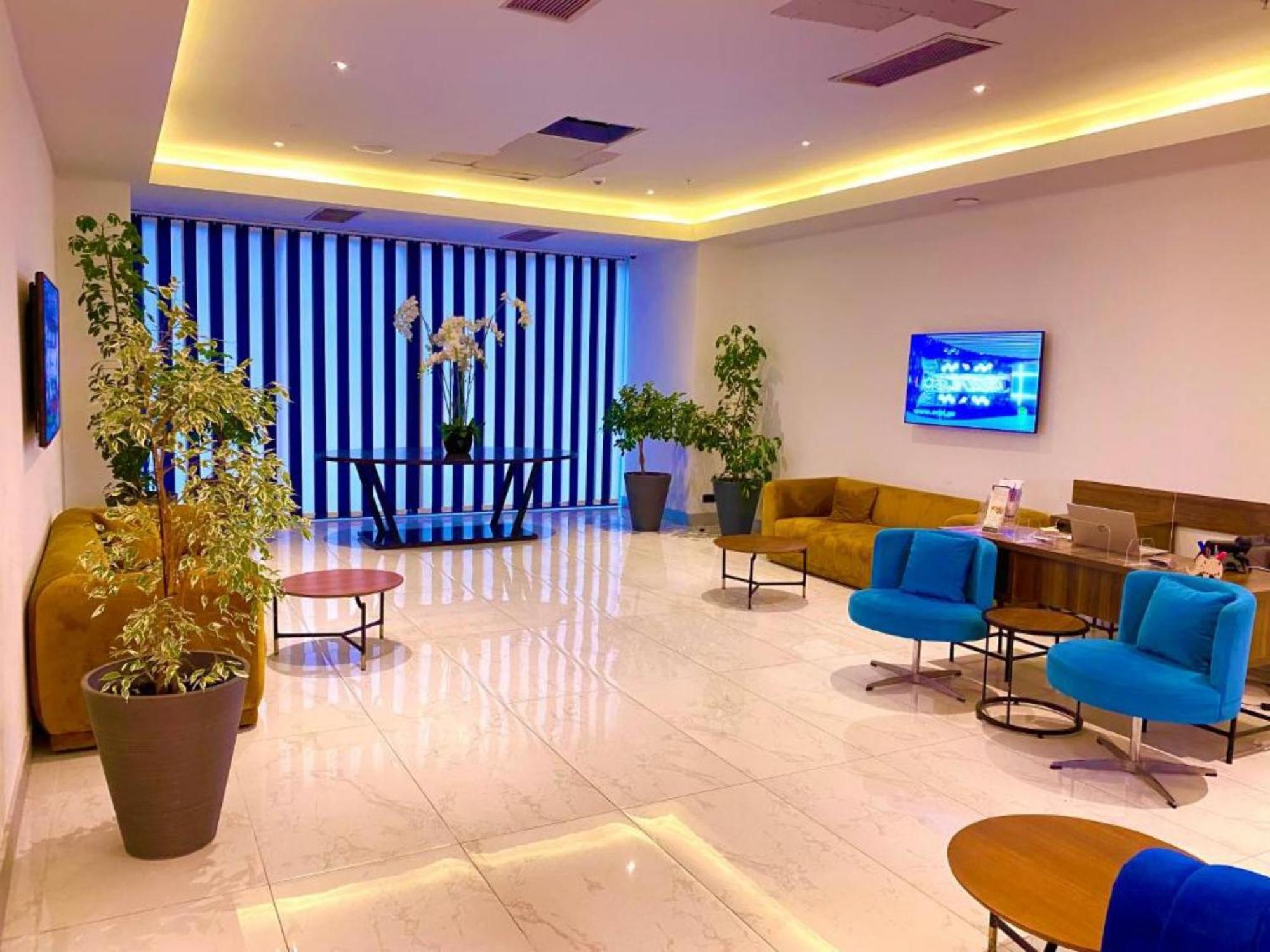 Orbi City-Sea View Aparthotel Batumi Bagian luar foto