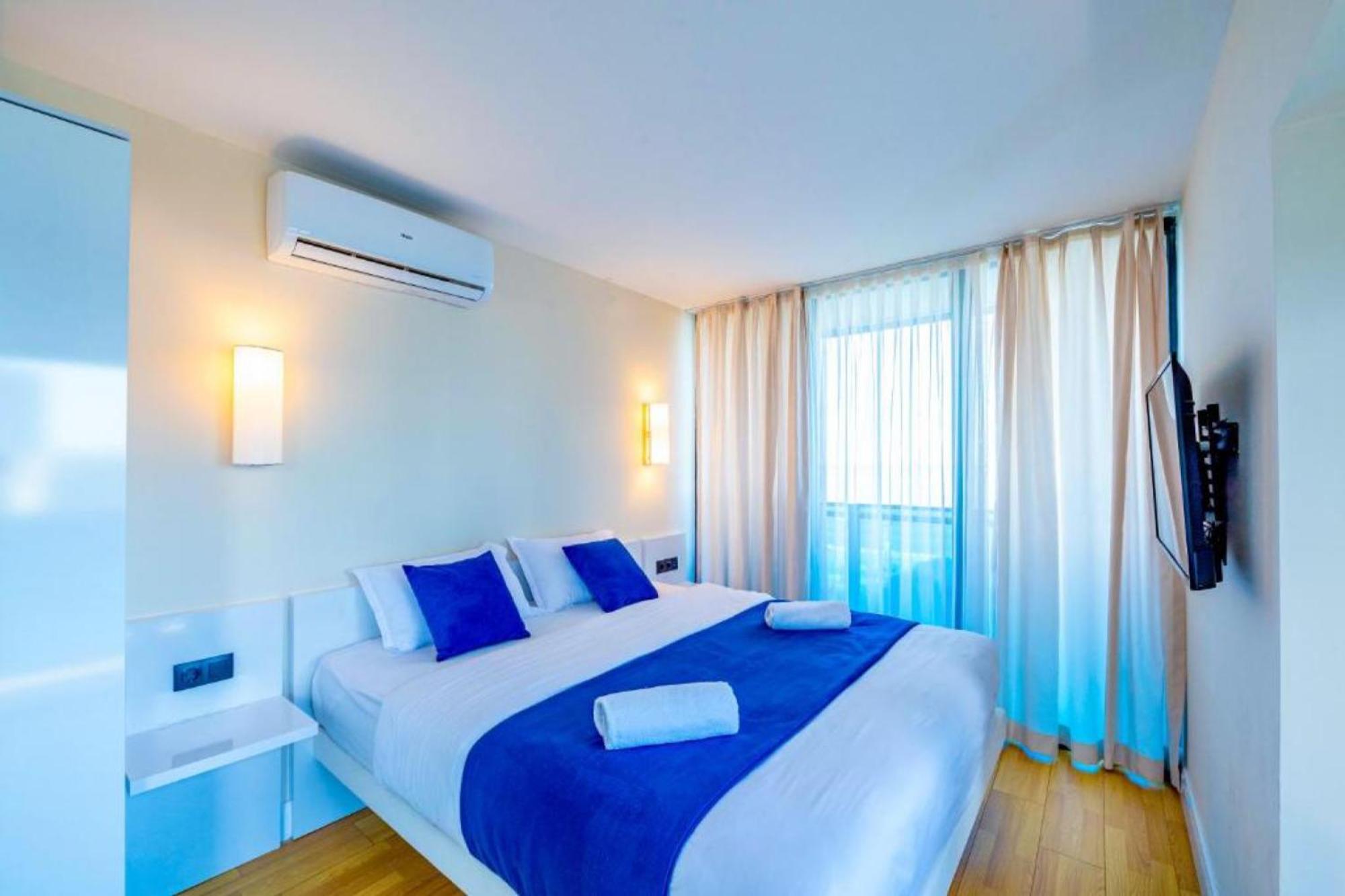 Orbi City-Sea View Aparthotel Batumi Bagian luar foto